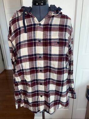 Casual Plaid Button-Down Shirt with Removable Hood